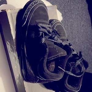 Air Jordan Black/Dark Charcoal